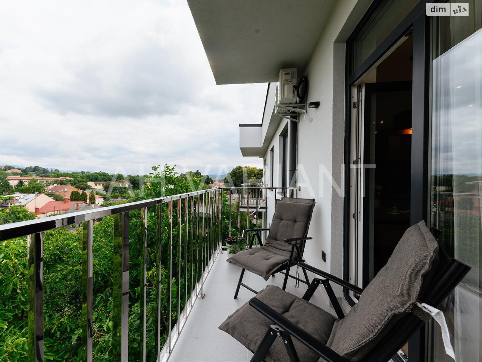 Продажа однокомнатной квартиры в Ужгороде, на ул. Русская, район Вербнык фото 1 Продажа однокомнатной квартиры в Ужгороде, на ул. Русская, район Вербнык фото 1