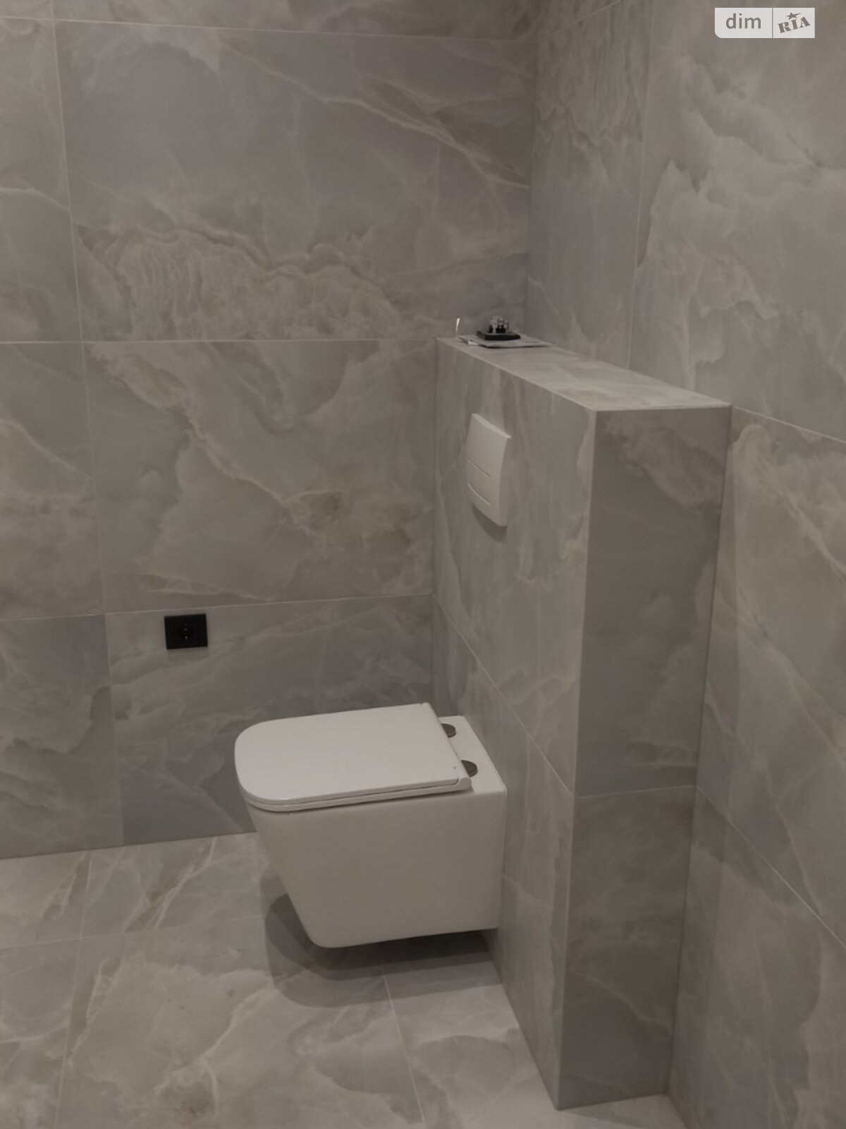 Продажа двухкомнатной квартиры в Ужгороде, на ул. Русская 41, район Вербнык фото 1 Продажа двухкомнатной квартиры в Ужгороде, на ул. Русская 41, район Вербнык фото 1