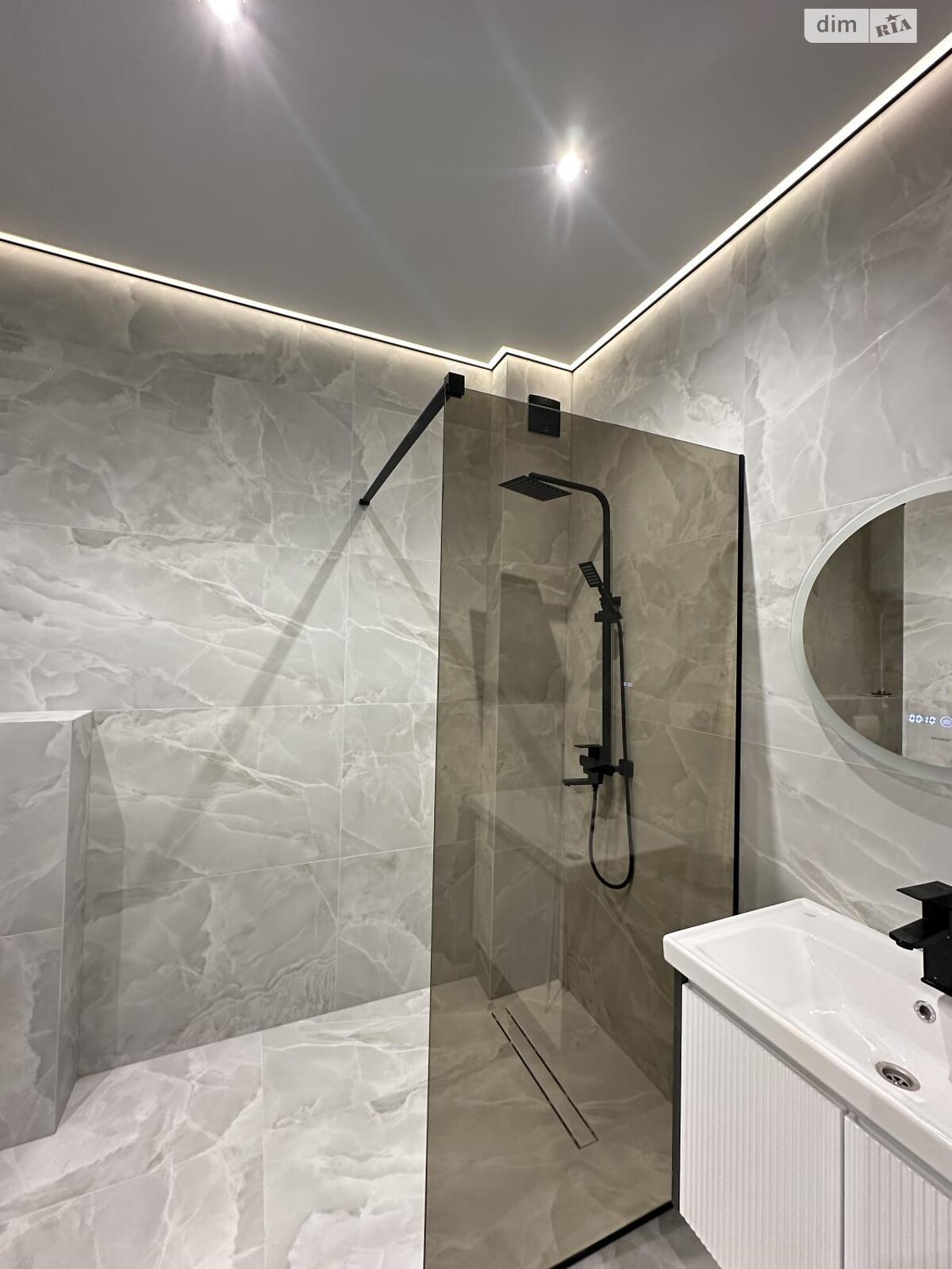 Продажа двухкомнатной квартиры в Ужгороде, на ул. Русская, район Вербнык фото 1