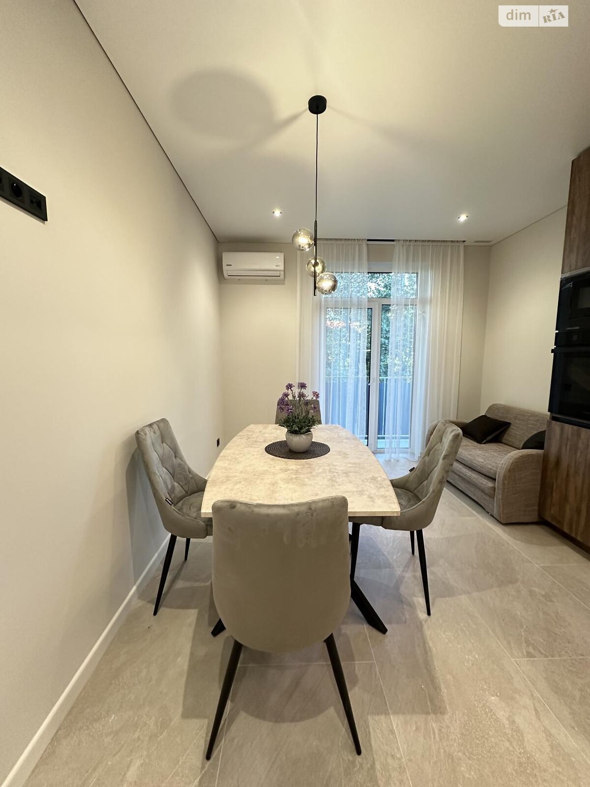 Продажа двухкомнатной квартиры в Ужгороде, на ул. Русская 41, кв. 35, район Вербнык фото 1