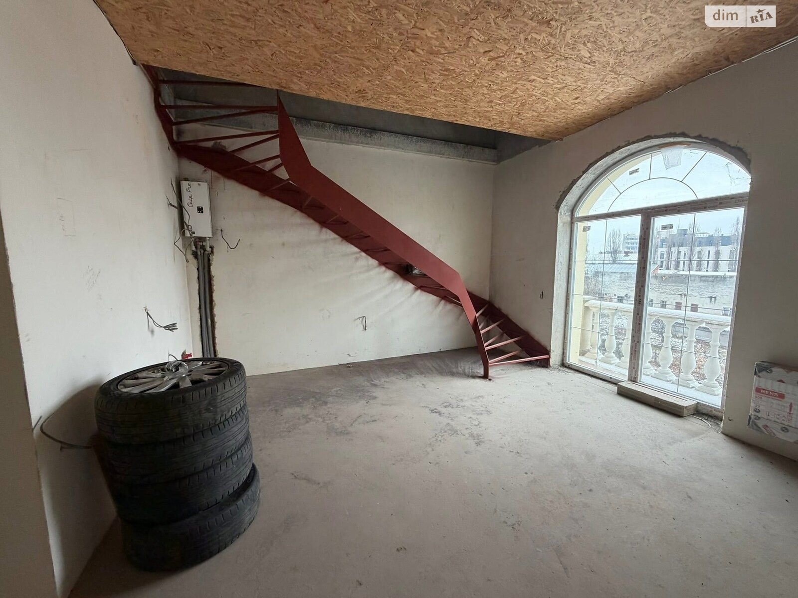 Продажа трехкомнатной квартиры в Ужгороде, на ул. Русская 30, район Вербнык фото 1