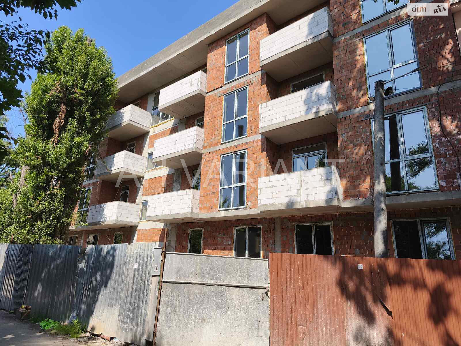Продаж однокімнатної квартири в Ужгороді, на вул. Тихого, район Вербник фото 1 Продаж однокімнатної квартири в Ужгороді, на вул. Тихого, район Вербник фото 1
