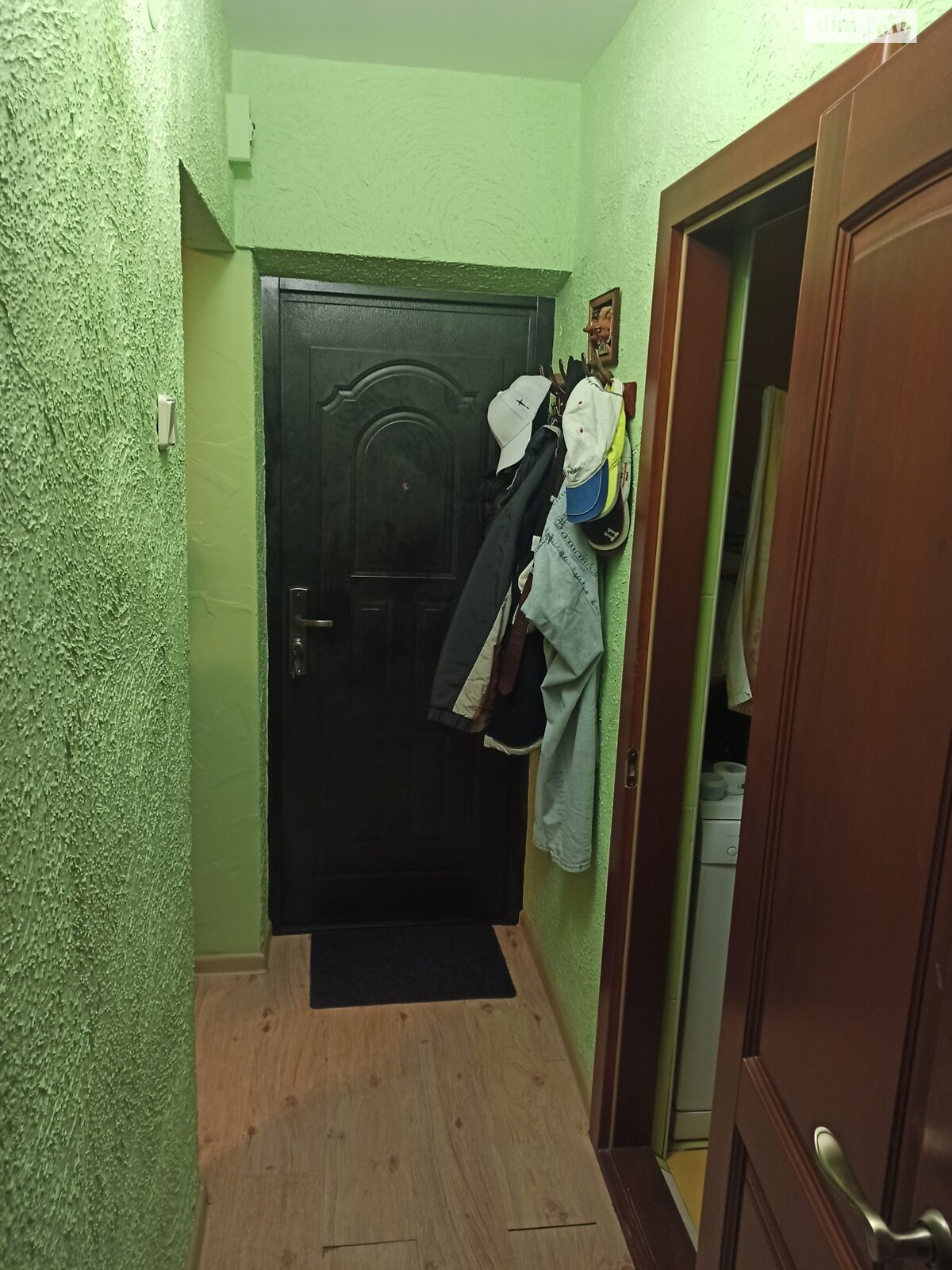 Продажа трехкомнатной квартиры в Ужгороде, на ул. Владимира Лендьела 25, фото 1