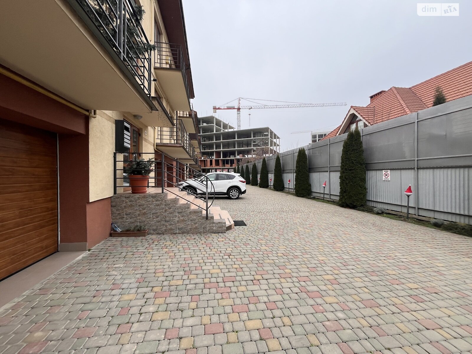 Продажа двухкомнатной квартиры в Ужгороде, на ул. Владимирская 56, фото 1 Продажа двухкомнатной квартиры в Ужгороде, на ул. Владимирская 56, фото 1