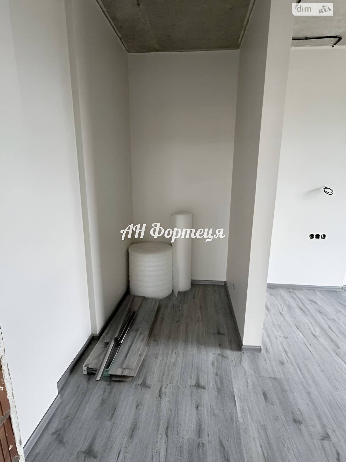 Продажа двухкомнатной квартиры в Ужгороде, на ул. Загорская, фото 1 Продажа двухкомнатной квартиры в Ужгороде, на ул. Загорская, фото 1