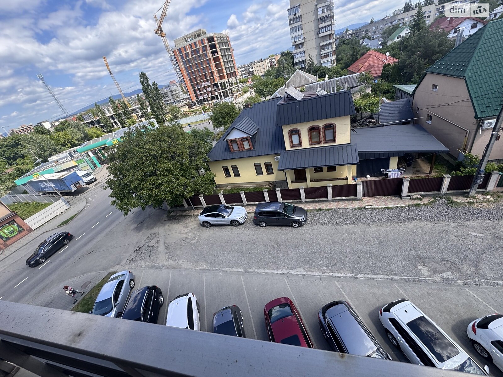 Продаж однокімнатної квартири в Ужгороді, на вул. Заньковецької 35А, фото 1 Продаж однокімнатної квартири в Ужгороді, на вул. Заньковецької 35А, фото 1