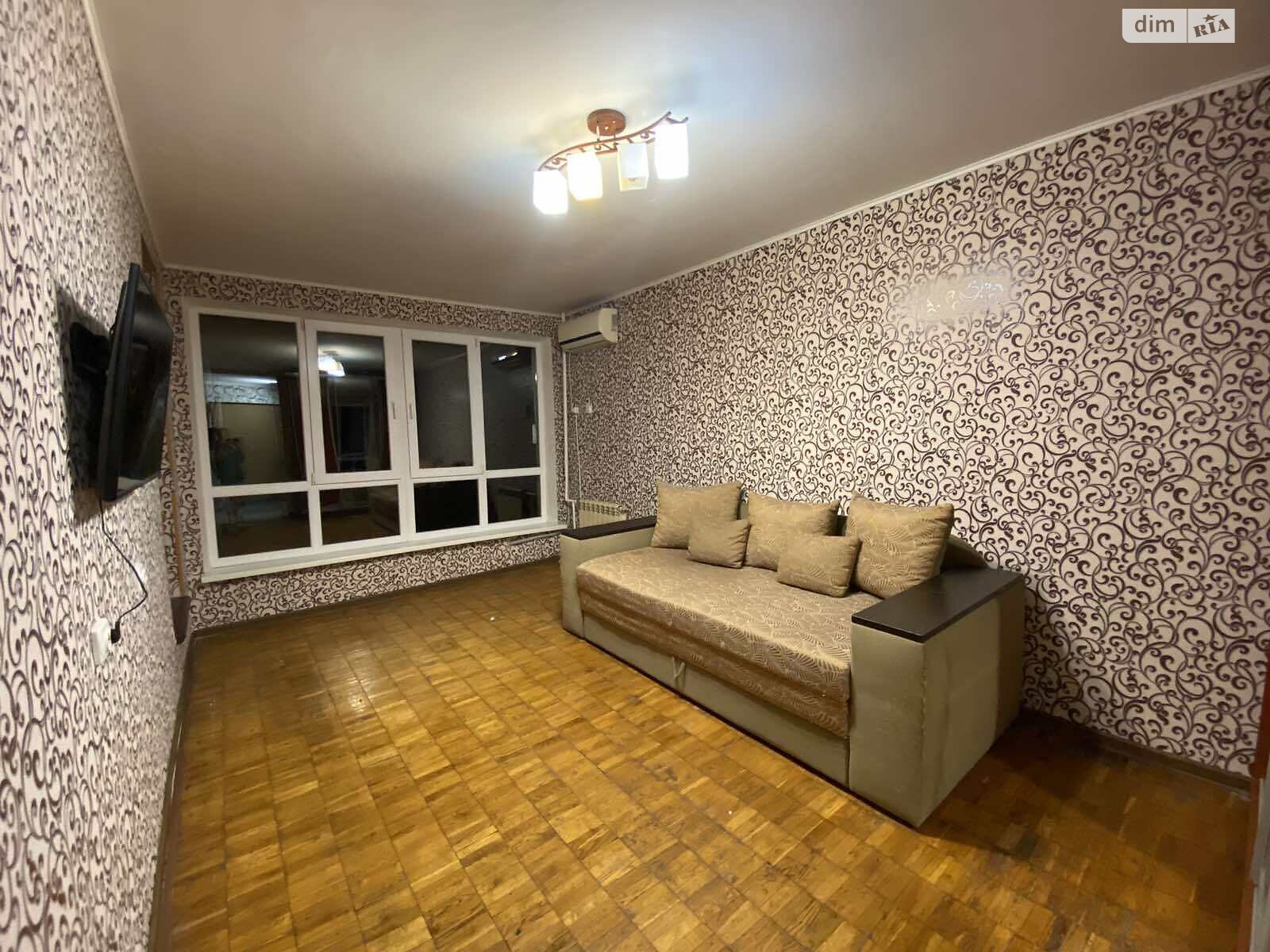 Продажа однокомнатной квартиры в Украинке, на просп. Днепровский, фото 1