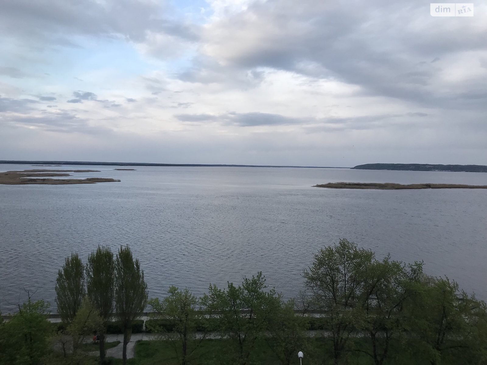 Продаж трикімнатної квартири в Українці, на просп. Дніпровський 22, фото 1 Продаж трикімнатної квартири в Українці, на просп. Дніпровський 22, фото 1