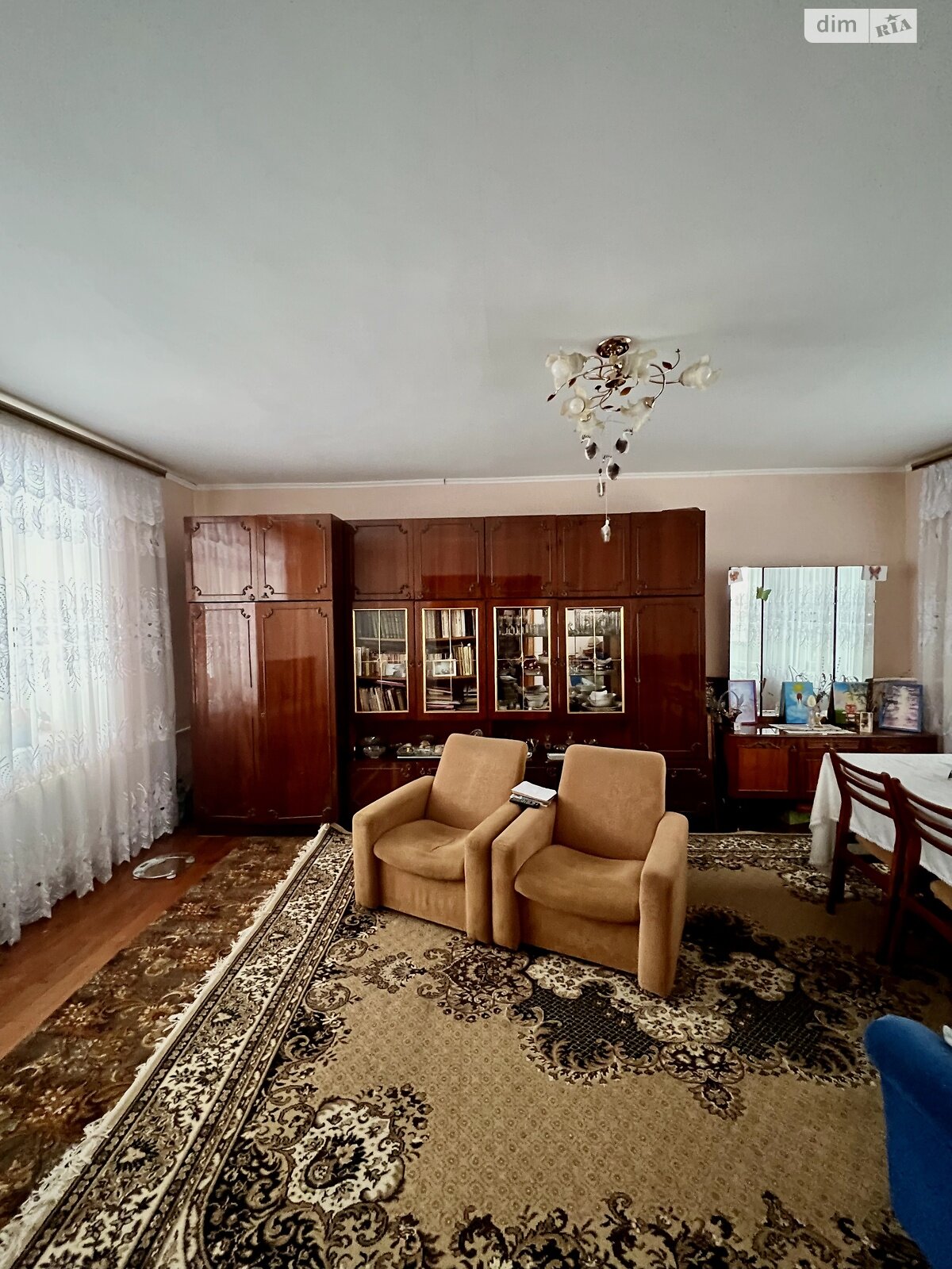 Продаж чотирикімнатної квартири в Уладівське, на вул. Варшавська 22, кв. 1, фото 1 Продаж чотирикімнатної квартири в Уладівське, на вул. Варшавська 22, кв. 1, фото 1