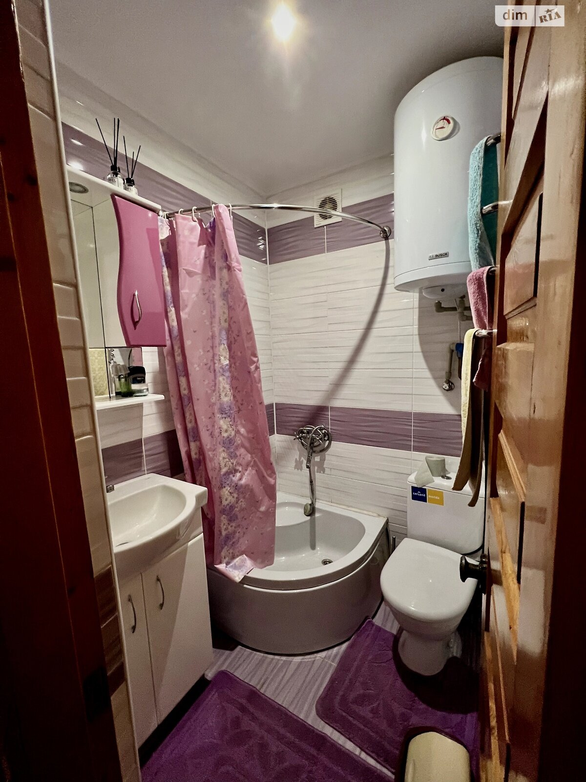 Продаж чотирикімнатної квартири в Уладівське, на вул. Варшавська 22, кв. 1, фото 1 Продаж чотирикімнатної квартири в Уладівське, на вул. Варшавська 22, кв. 1, фото 1
