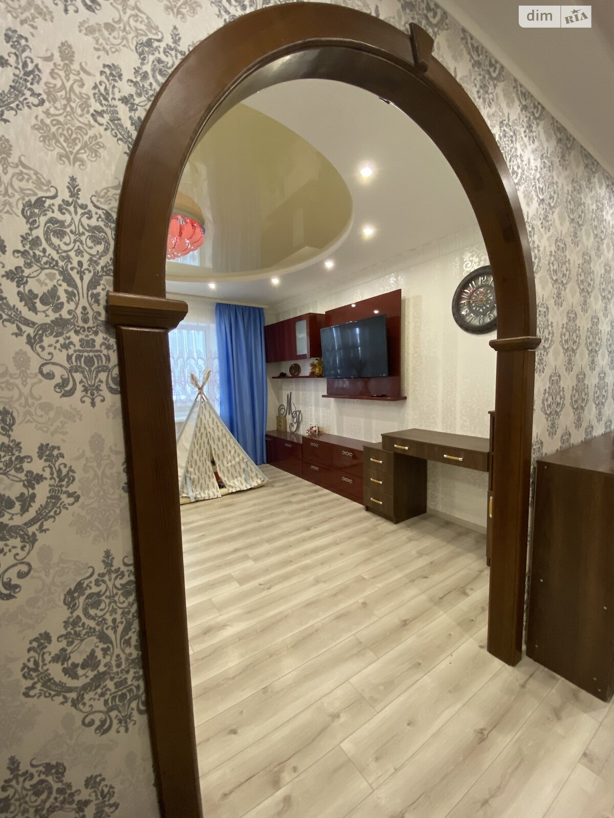 Продажа трехкомнатной квартиры в Умани, на ул. Грушевского (Урицкого) 68, кв. 16, район Умань фото 1 Продажа трехкомнатной квартиры в Умани, на ул. Грушевского (Урицкого) 68, кв. 16, район Умань фото 1