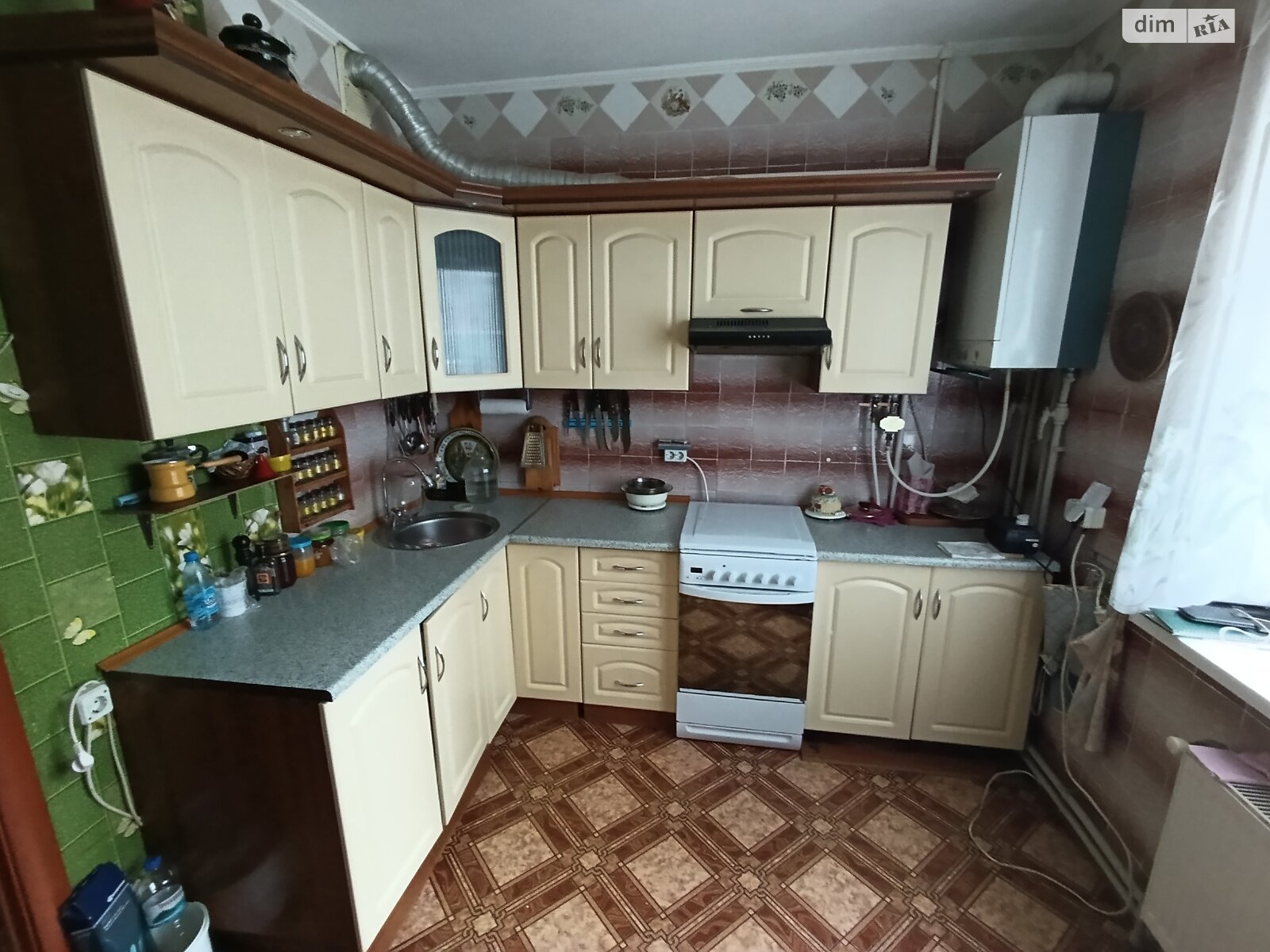 Продажа двухкомнатной квартиры в Умани, на ул. Защитников Украины, район Умань фото 1 Продажа двухкомнатной квартиры в Умани, на ул. Защитников Украины, район Умань фото 1