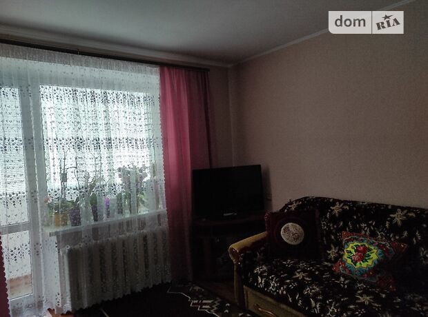 Продажа двухкомнатной квартиры в Умани, на Комарницького вул., район Умань фото 1 Продажа двухкомнатной квартиры в Умани, на Комарницького вул., район Умань фото 1