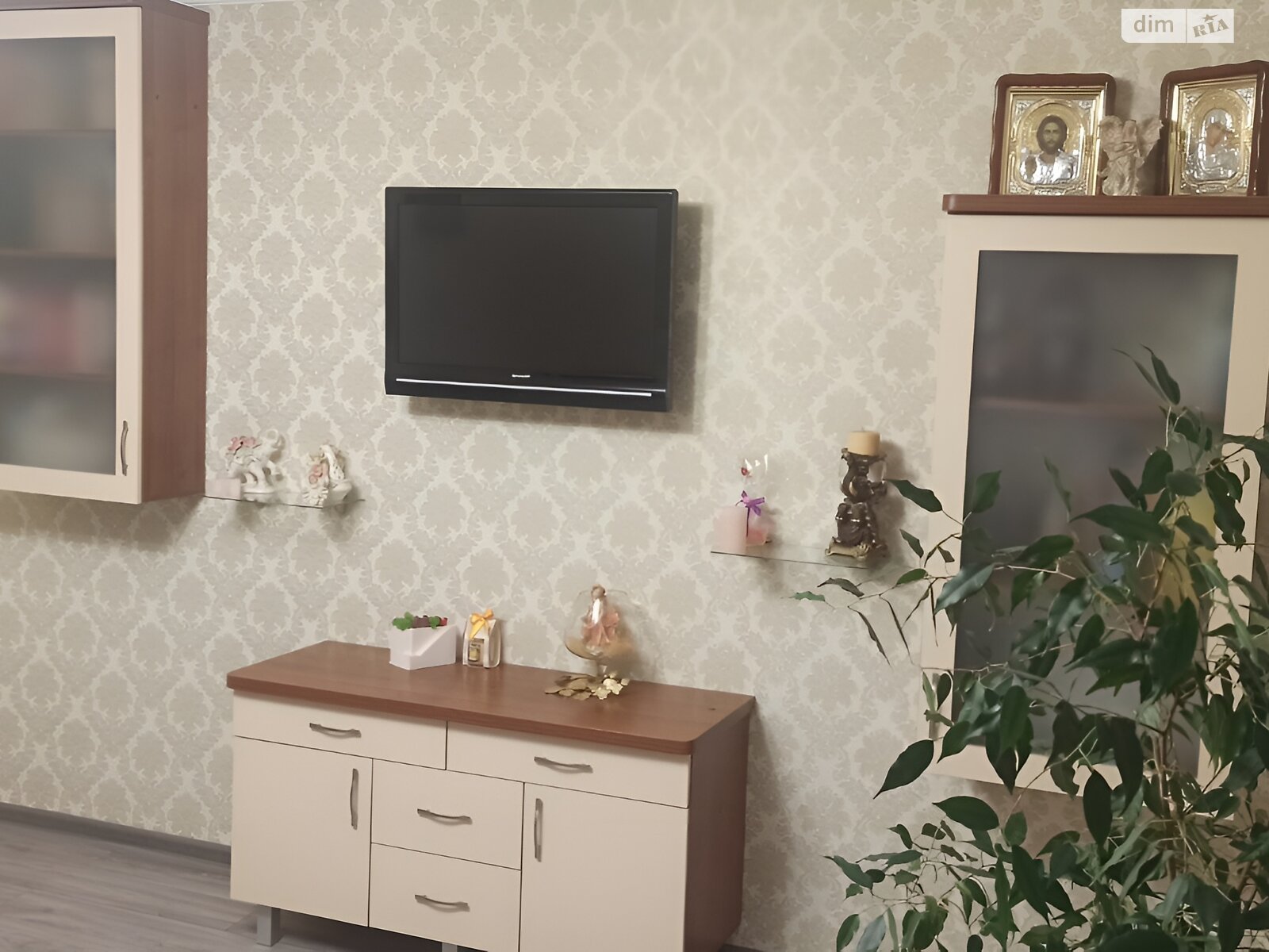 Продаж трикімнатної квартири в Умані, на вул. Юрія Глібка, фото 1 Продаж трикімнатної квартири в Умані, на вул. Юрія Глібка, фото 1