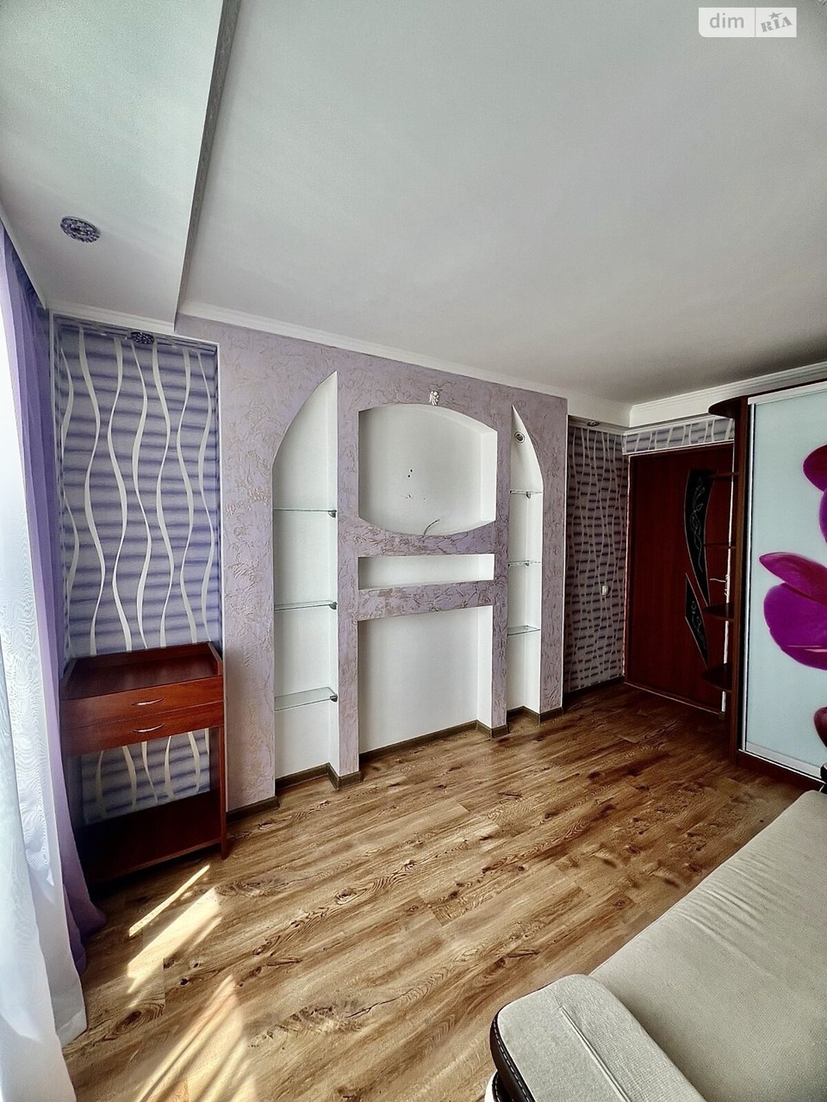 Продаж трикімнатної квартири в Вапнярці, на вул. Авіаторів, кв. 17, фото 1 Продаж трикімнатної квартири в Вапнярці, на вул. Авіаторів, кв. 17, фото 1