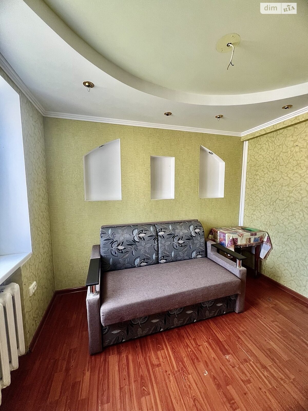 Продаж трикімнатної квартири в Вапнярці, на вул. Авіаторів, кв. 17, фото 1 Продаж трикімнатної квартири в Вапнярці, на вул. Авіаторів, кв. 17, фото 1