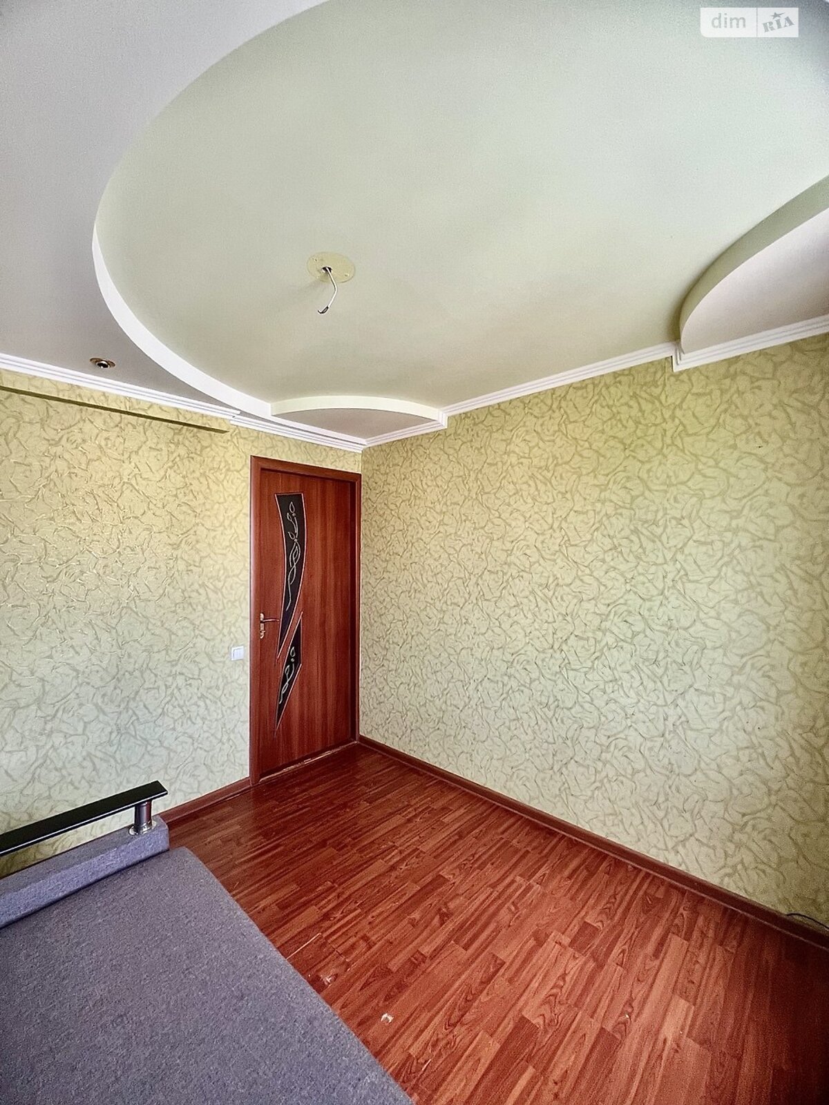 Продаж трикімнатної квартири в Вапнярці, на вул. Авіаторів, кв. 17, фото 1 Продаж трикімнатної квартири в Вапнярці, на вул. Авіаторів, кв. 17, фото 1