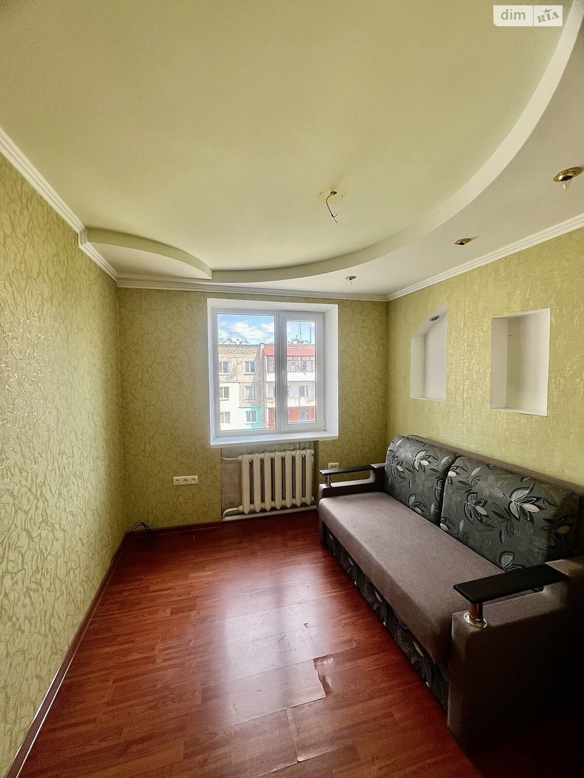 Продаж трикімнатної квартири в Вапнярці, на вул. Авіаторів, кв. 17, фото 1 Продаж трикімнатної квартири в Вапнярці, на вул. Авіаторів, кв. 17, фото 1