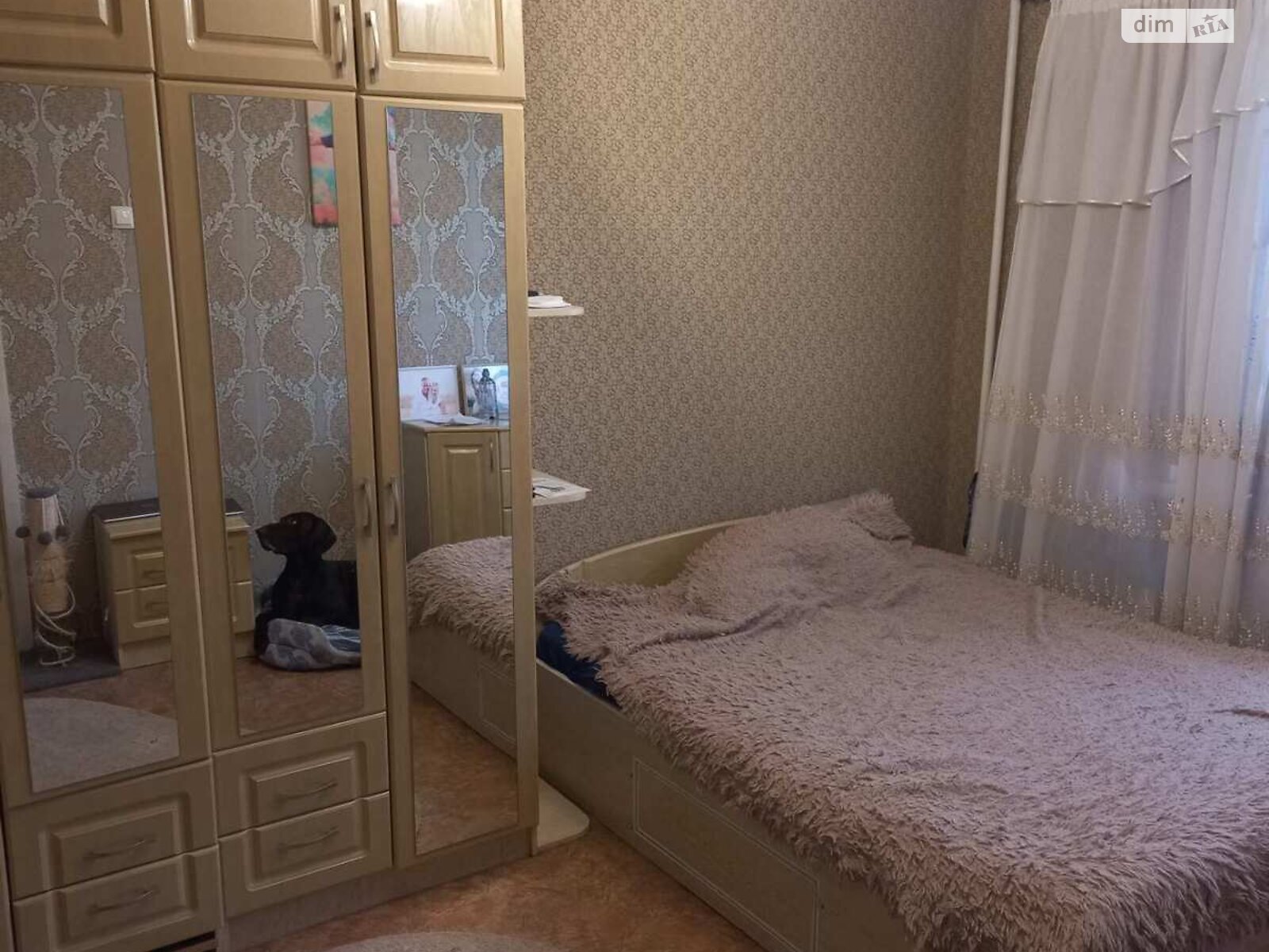 Продажа трехкомнатной квартиры в Варашу, на мкр. Строителей, фото 1 Продажа трехкомнатной квартиры в Варашу, на мкр. Строителей, фото 1