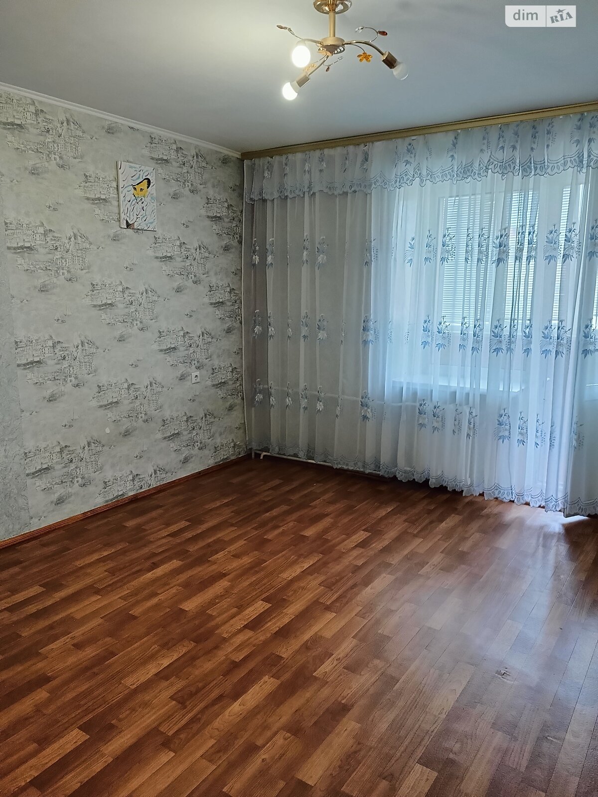 Продаж трикімнатної квартири в Варашу, на мкр. Перемоги, район Вараш фото 1