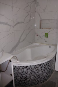 Продаж двокімнатної квартири в Великій Березовиці, на вул. Зелена 46, район Кемпінг фото 2