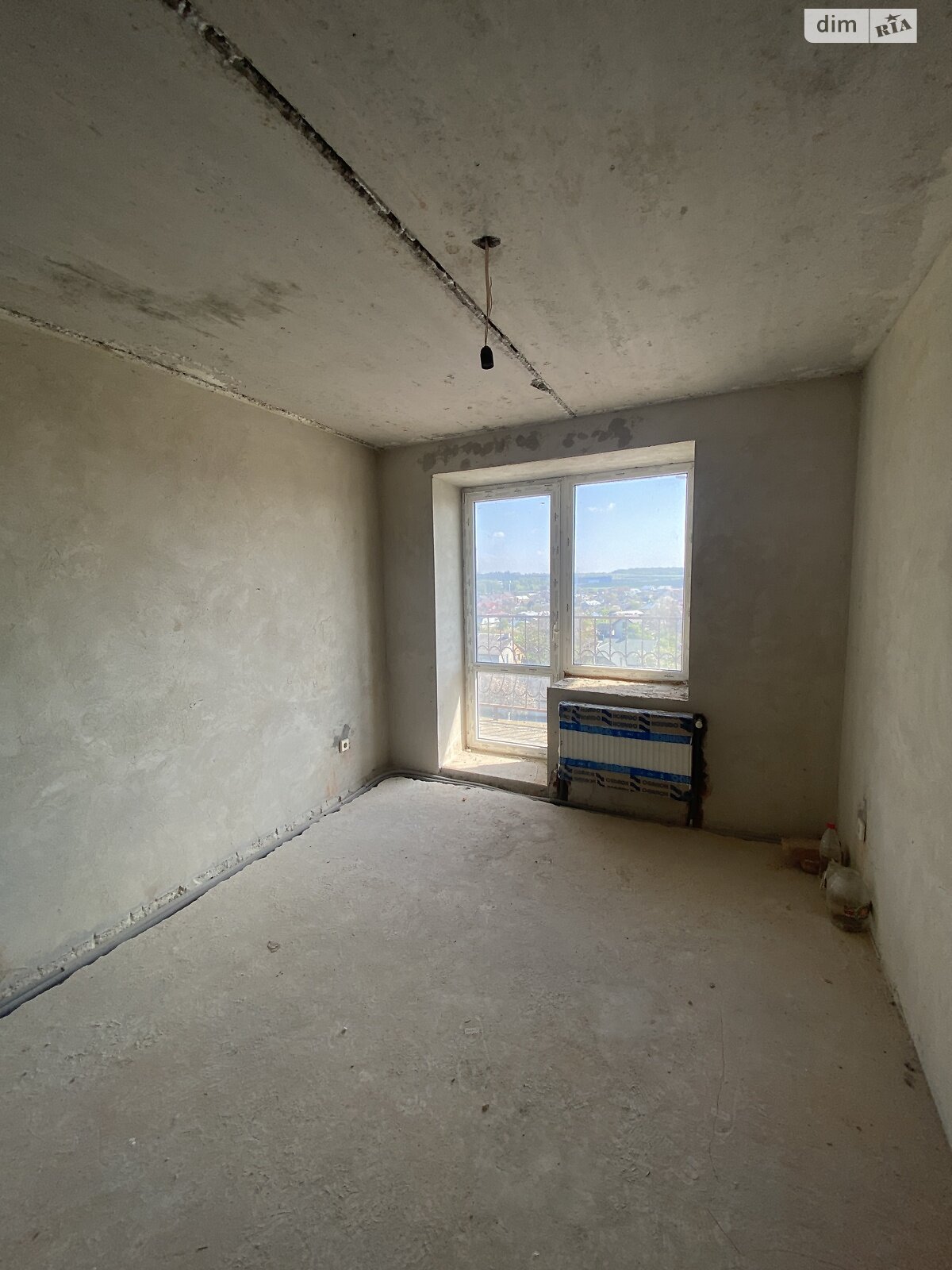Продажа трехкомнатной квартиры в Великой Березовице, на ул. Микулинецкая, фото 1 Продажа трехкомнатной квартиры в Великой Березовице, на ул. Микулинецкая, фото 1