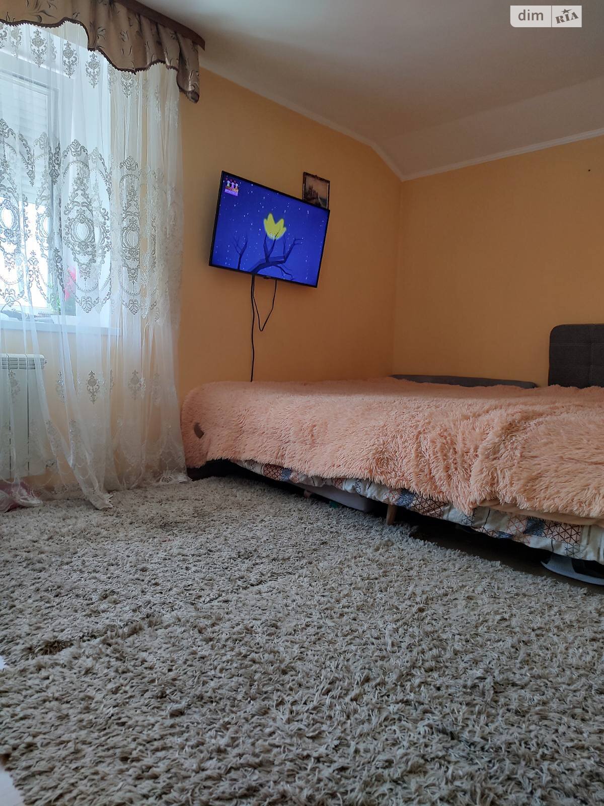 Продажа двухкомнатной квартиры в Великой Березовице, на ул. Микулинецкая, фото 1 Продажа двухкомнатной квартиры в Великой Березовице, на ул. Микулинецкая, фото 1
