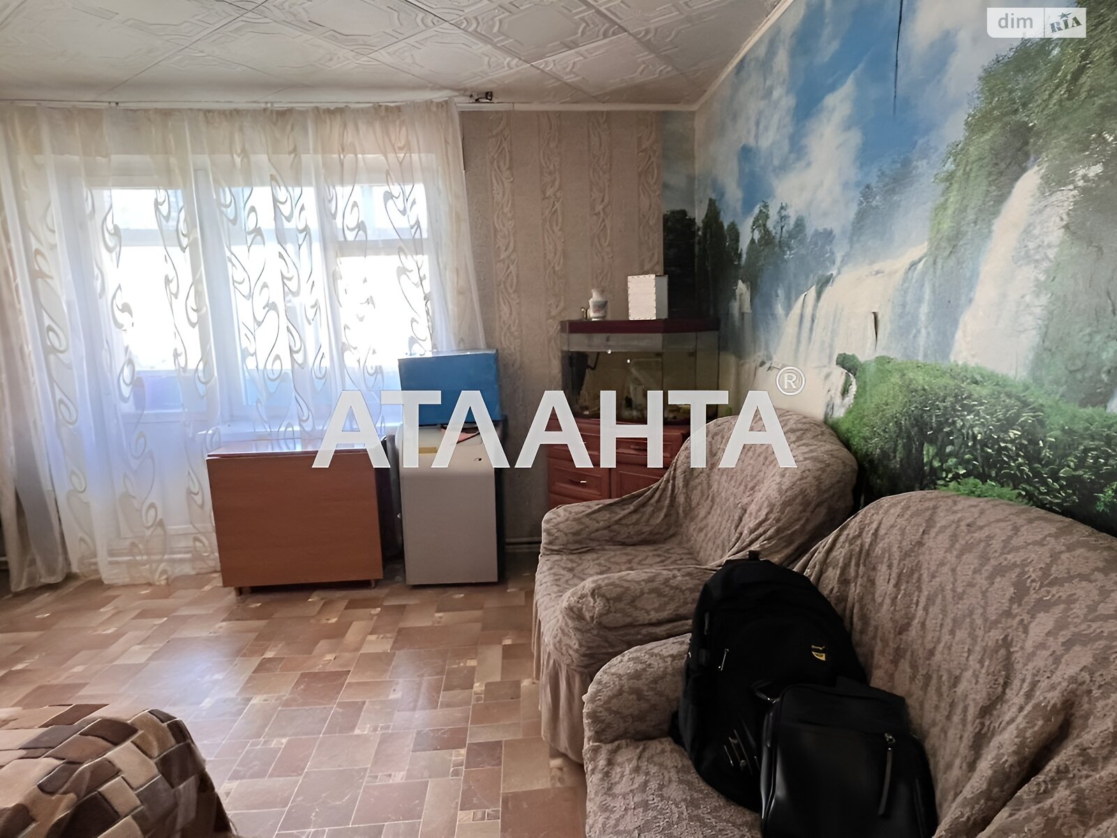 Продажа трехкомнатной квартиры в Великодолинском, на ул. Энтузиастов, фото 1 Продажа трехкомнатной квартиры в Великодолинском, на ул. Энтузиастов, фото 1