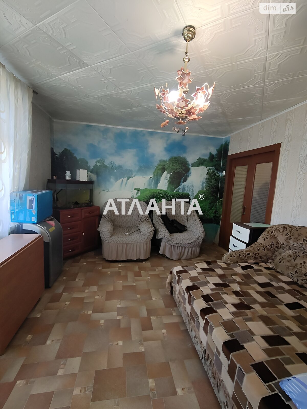 Продажа трехкомнатной квартиры в Великодолинском, на ул. Энтузиастов, фото 1 Продажа трехкомнатной квартиры в Великодолинском, на ул. Энтузиастов, фото 1