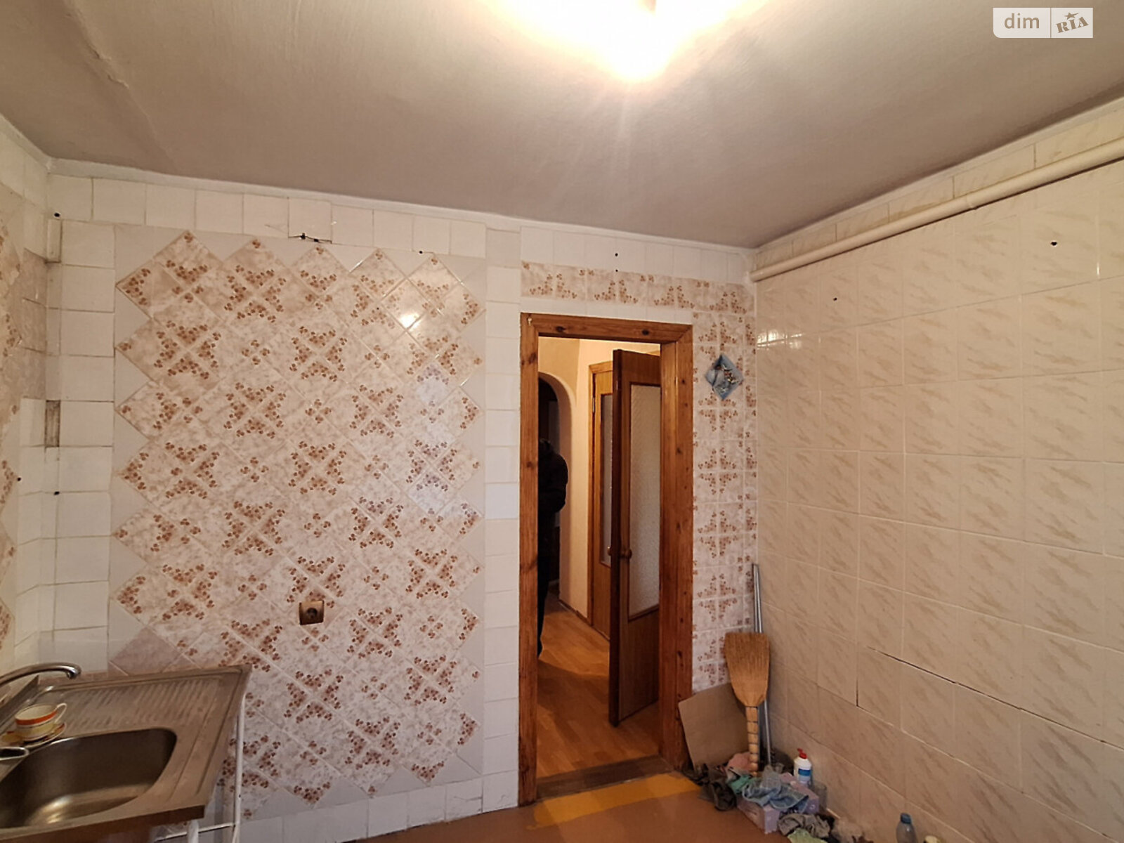 Продажа трехкомнатной квартиры в Великодолинском, на ул. Энтузиастов, фото 1 Продажа трехкомнатной квартиры в Великодолинском, на ул. Энтузиастов, фото 1