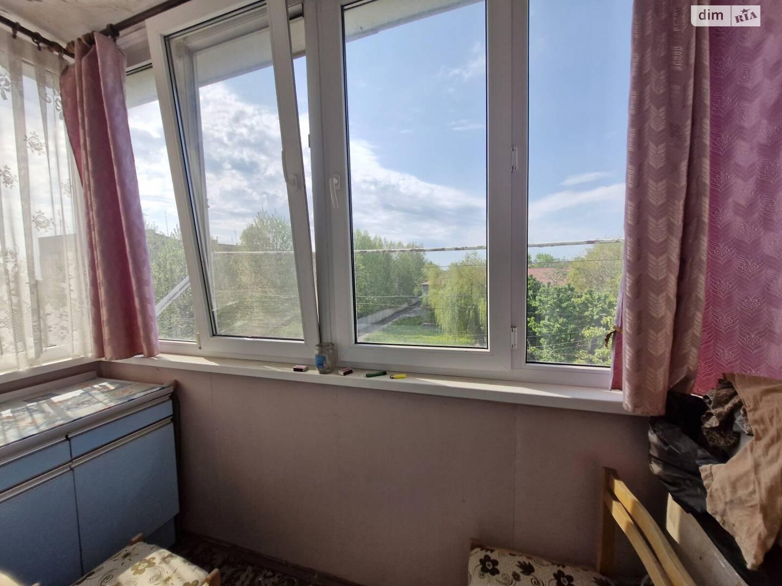Продажа трехкомнатной квартиры в Великодолинском, на ул. Энтузиастов, фото 1 Продажа трехкомнатной квартиры в Великодолинском, на ул. Энтузиастов, фото 1
