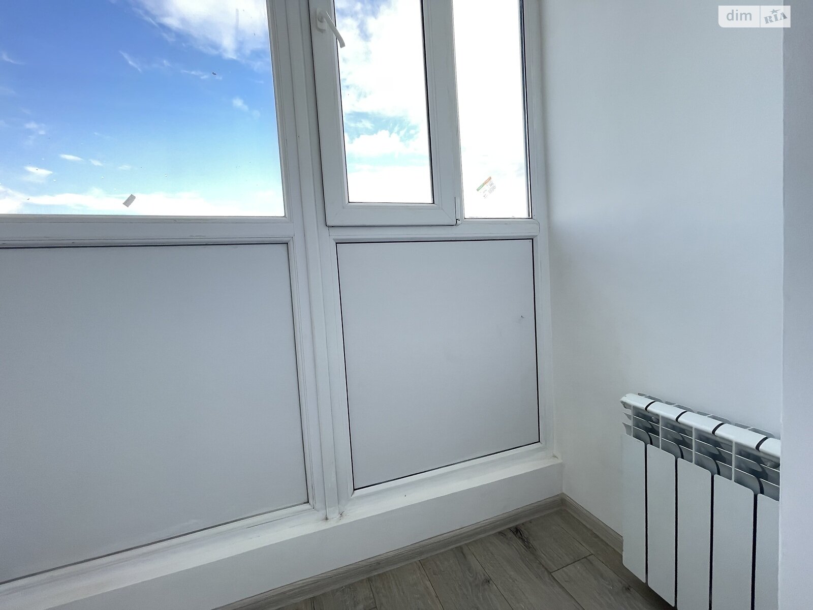 Продажа двухкомнатной квартиры в Великодолинском, на ул. Энтузиастов, фото 1