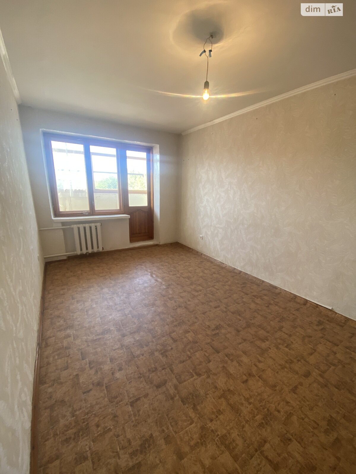 Продажа трехкомнатной квартиры в Великодолинском, на ул. Энтузиастов, фото 1 Продажа трехкомнатной квартиры в Великодолинском, на ул. Энтузиастов, фото 1