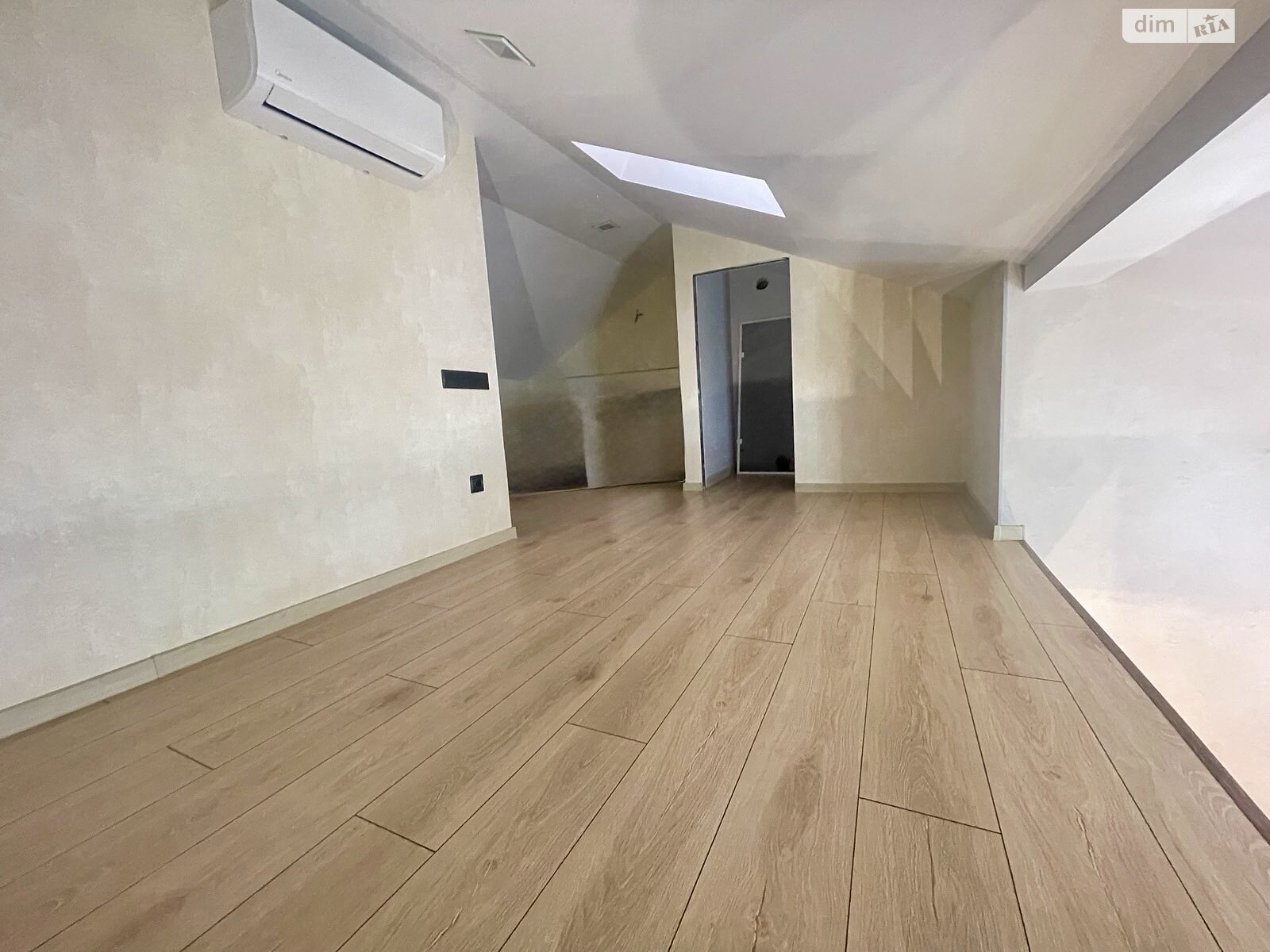 Продажа двухкомнатной квартиры в Великодолинском, на ул. Мариинская, фото 1