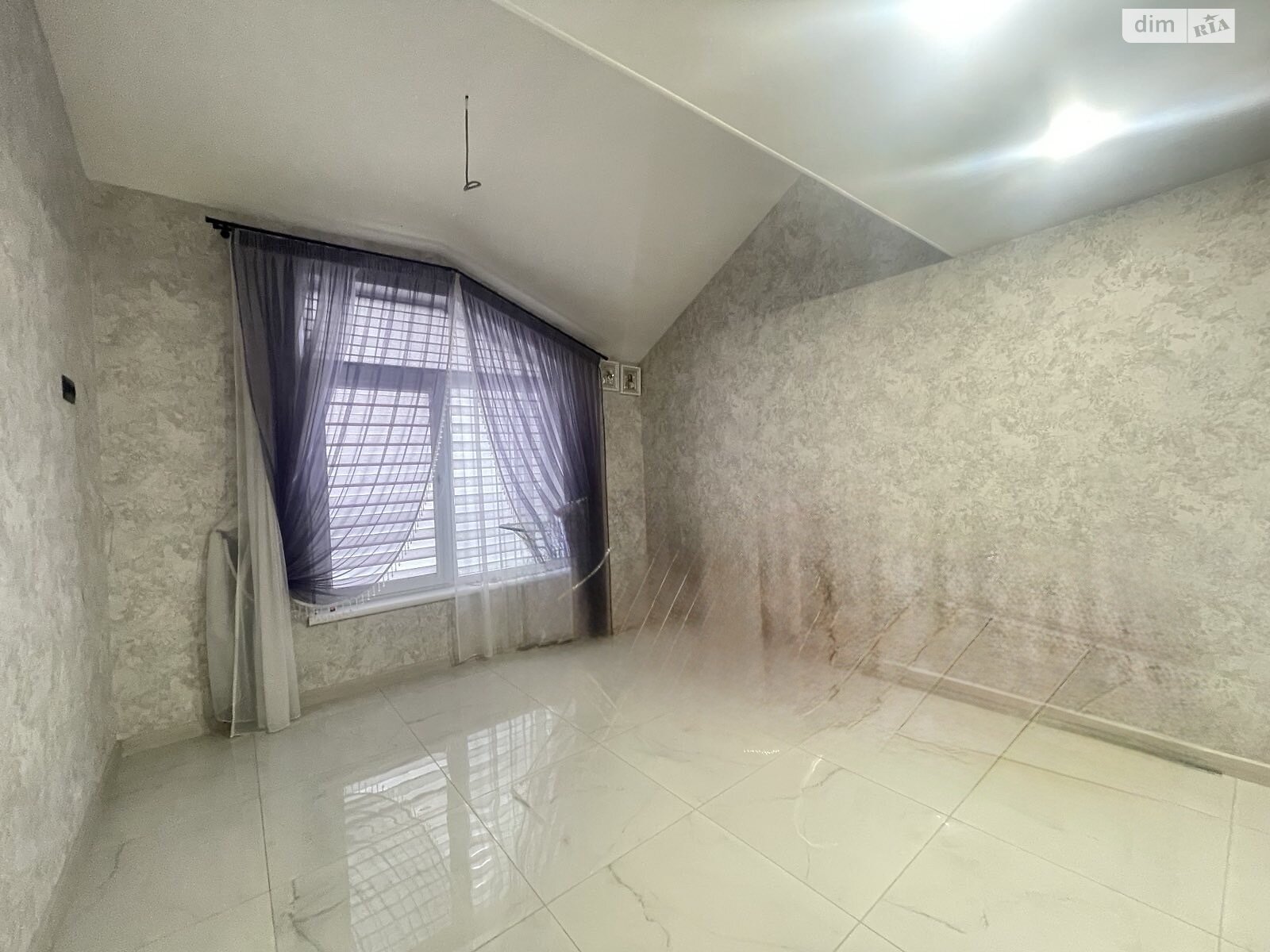 Продажа двухкомнатной квартиры в Великодолинском, на ул. Мариинская, фото 1