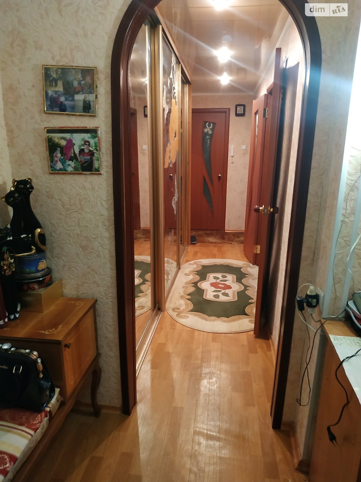 Продажа трехкомнатной квартиры в Верхнеднепровске, на ул. Яблоневая 30, район Верхнеднепровск фото 1 Продажа трехкомнатной квартиры в Верхнеднепровске, на ул. Яблоневая 30, район Верхнеднепровск фото 1