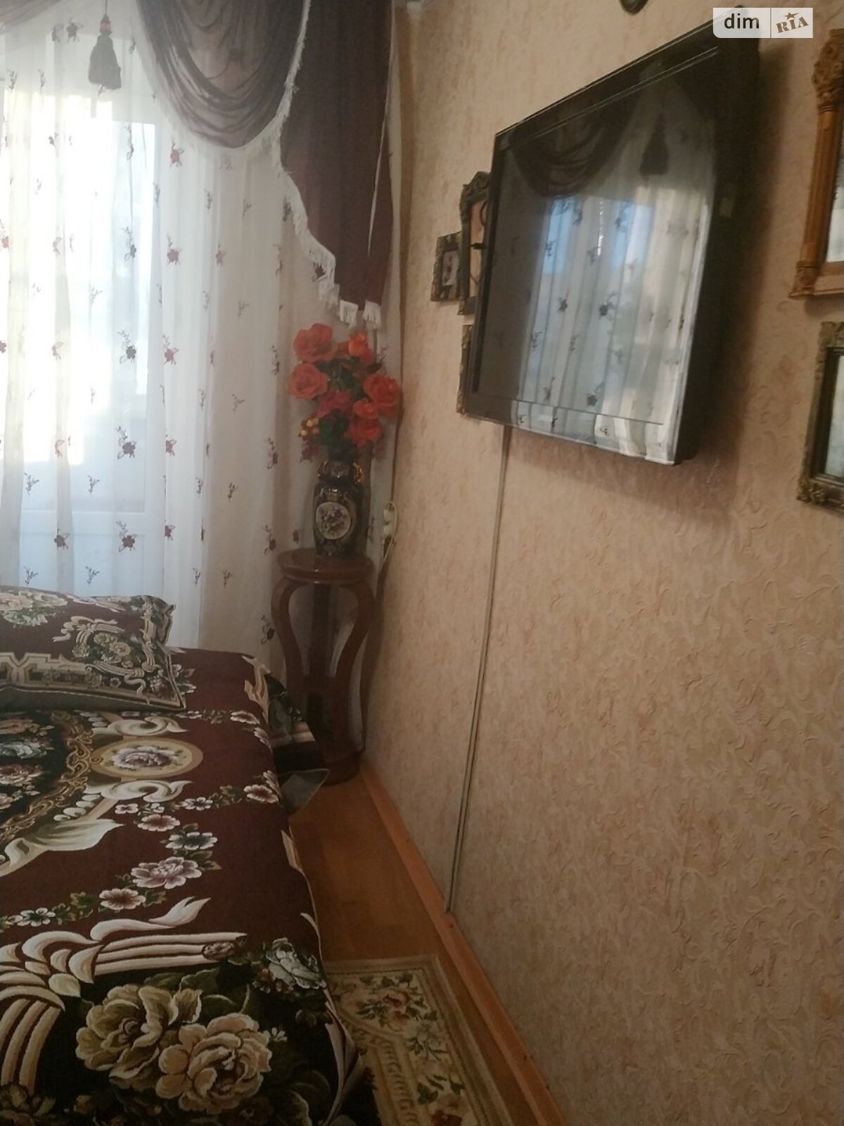 Продажа трехкомнатной квартиры в Верхнеднепровске, на ул. Яблоневая 30, район Верхнеднепровск фото 1 Продажа трехкомнатной квартиры в Верхнеднепровске, на ул. Яблоневая 30, район Верхнеднепровск фото 1