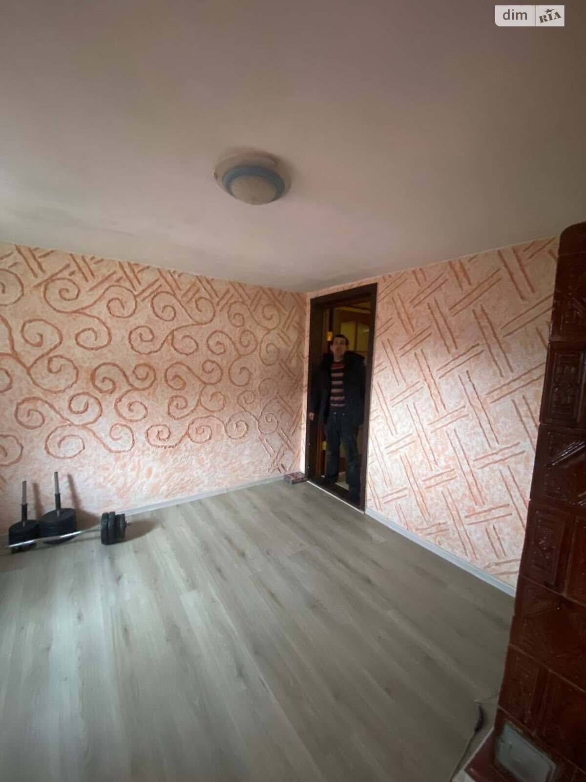 Продаж двокімнатної квартири в Верховині, на вул. Незалежності 4, кв. 10, район Верховина фото 1 Продаж двокімнатної квартири в Верховині, на вул. Незалежності 4, кв. 10, район Верховина фото 1