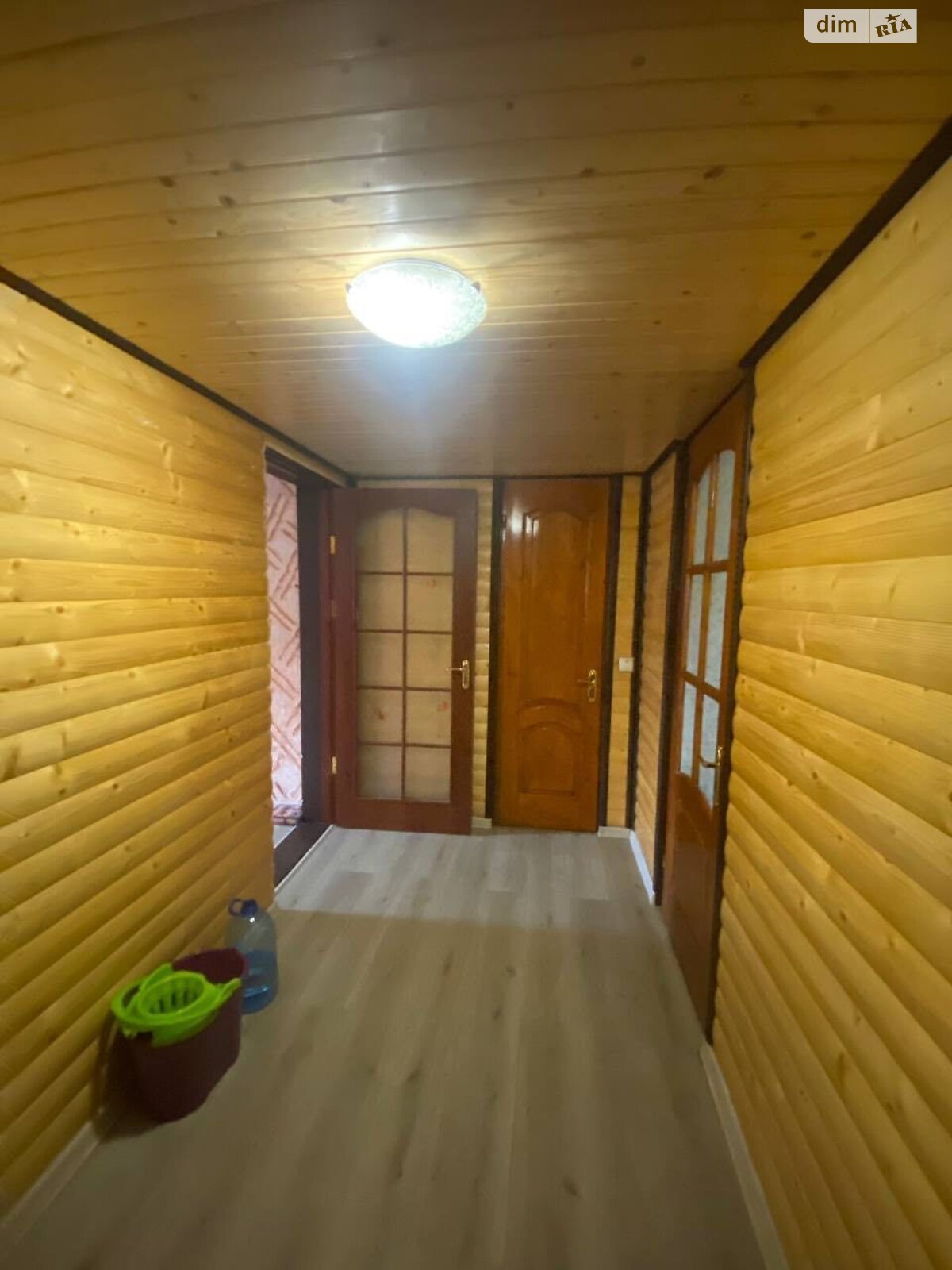 Продаж двокімнатної квартири в Верховині, на вул. Незалежності 4, кв. 10, район Верховина фото 1 Продаж двокімнатної квартири в Верховині, на вул. Незалежності 4, кв. 10, район Верховина фото 1