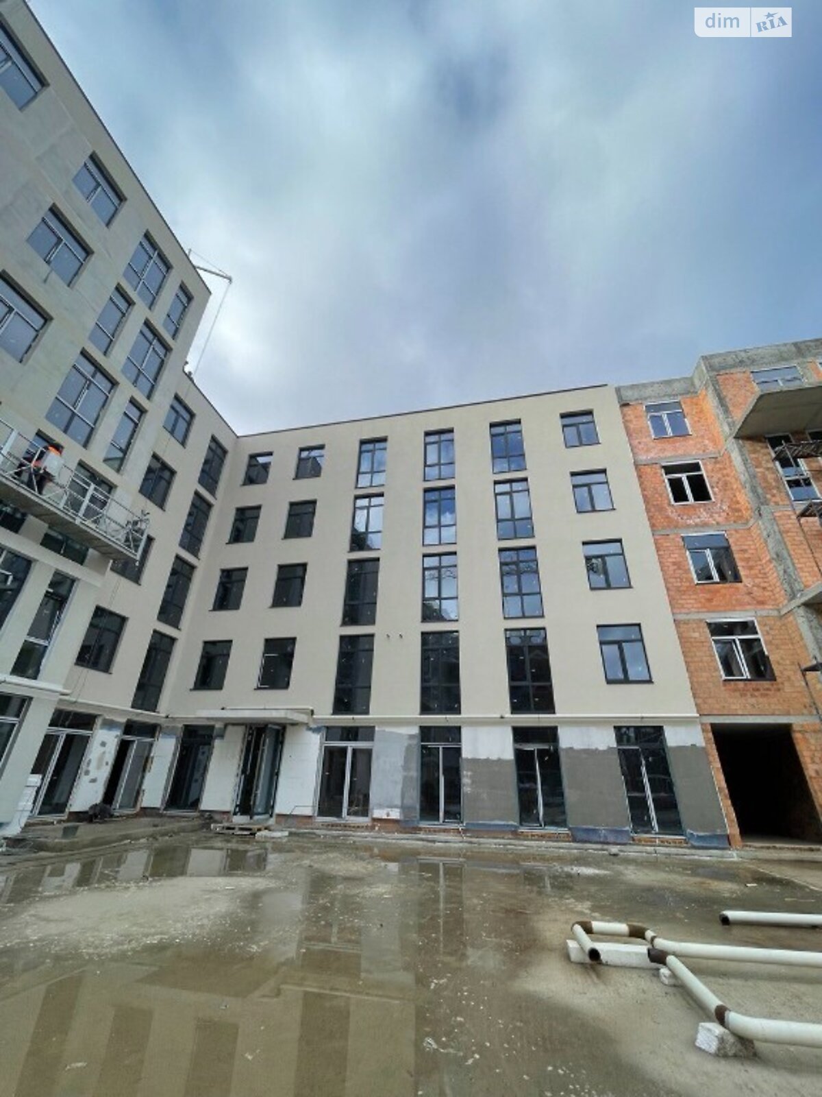 Продажа трехкомнатной квартиры в Винниках, на ул. Галицкая, фото 1