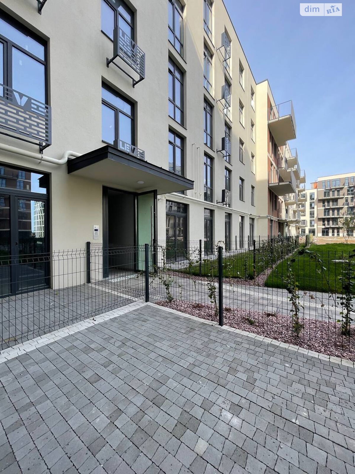 Продаж двокімнатної квартири в Винниках, на вул. Галицька, фото 1 Продаж двокімнатної квартири в Винниках, на вул. Галицька, фото 1