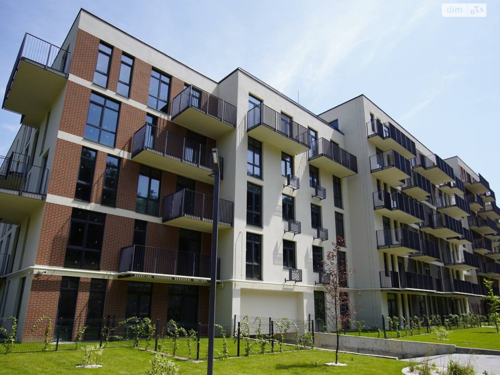 Продаж двокімнатної квартири в Винниках, на вул. Галицька, фото 1 Продаж двокімнатної квартири в Винниках, на вул. Галицька, фото 1