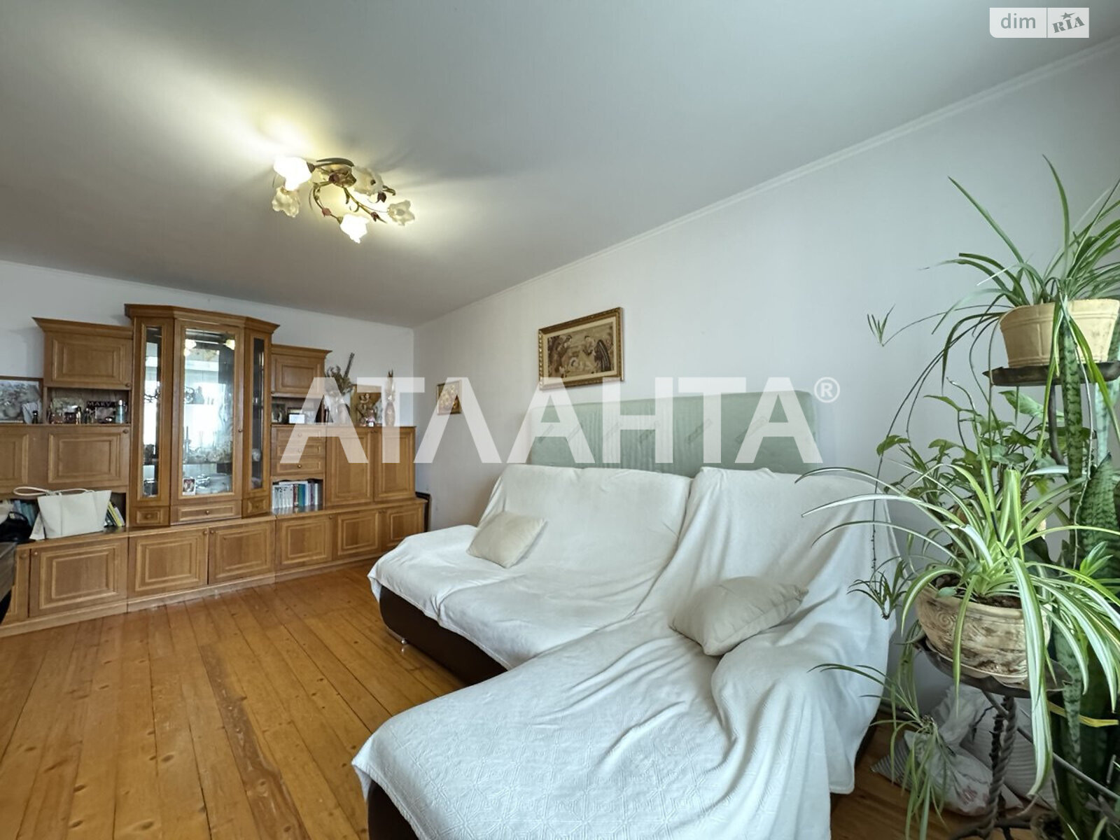 Продажа трехкомнатной квартиры в Винниках, на ул. Кольцевая, фото 1 Продажа трехкомнатной квартиры в Винниках, на ул. Кольцевая, фото 1