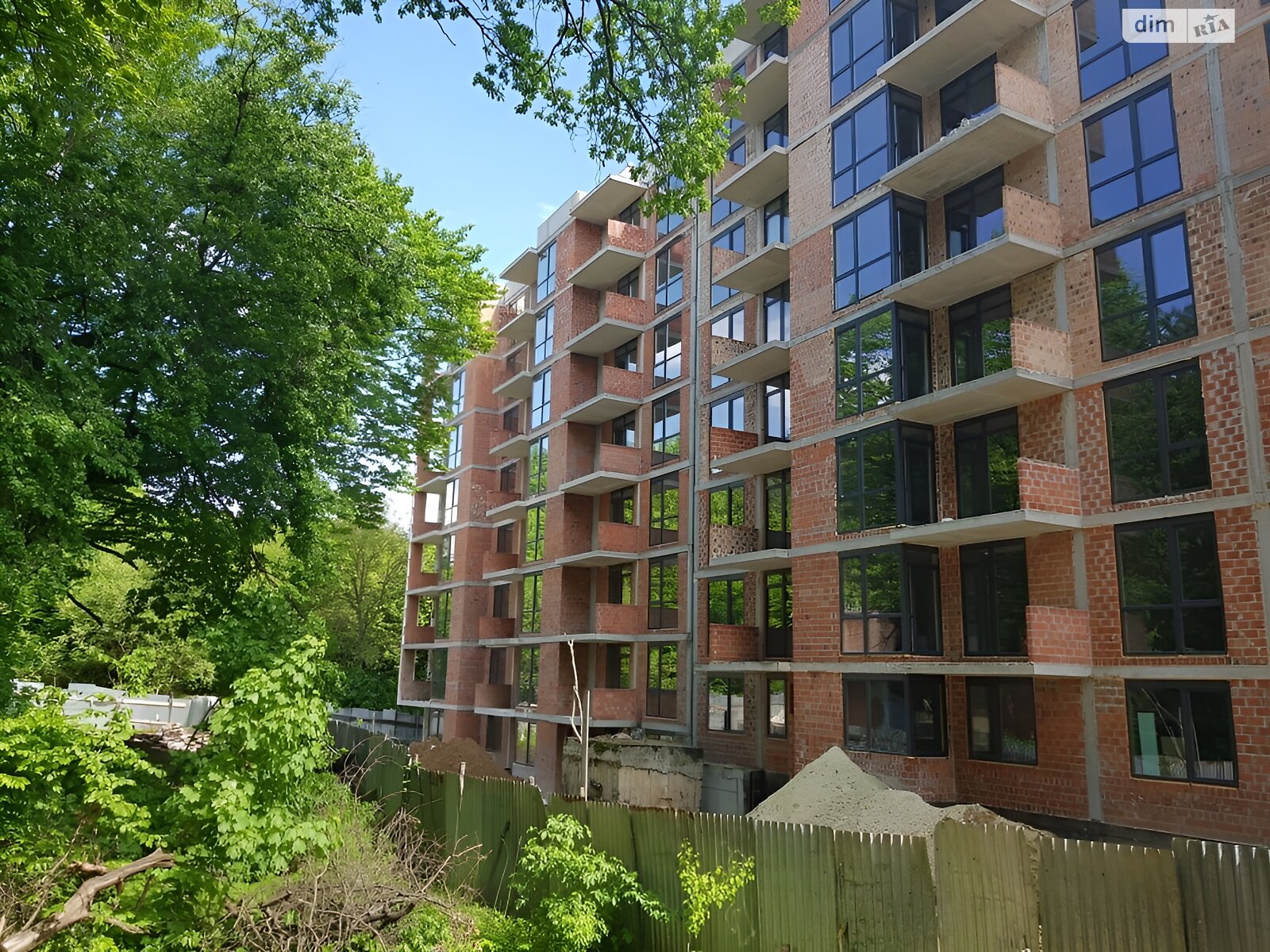 Продажа однокомнатной квартиры в Винниках, на ул. Лесная, фото 1