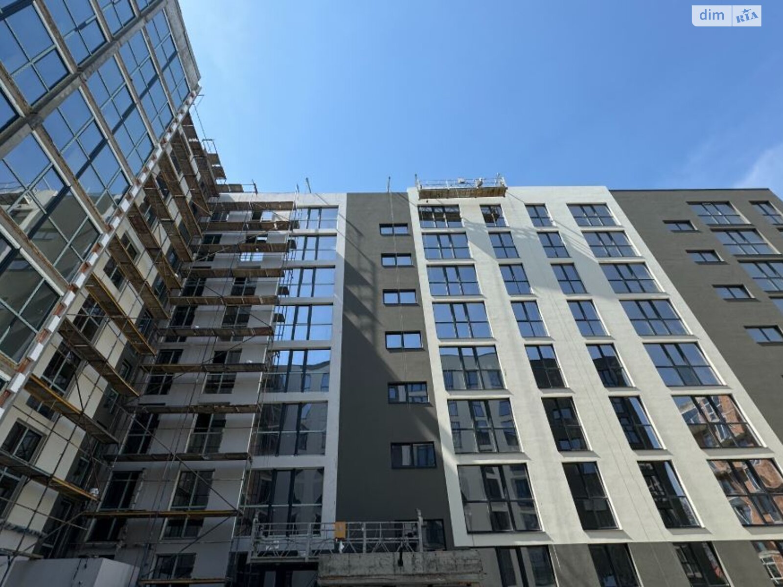 Продажа двухкомнатной квартиры в Винниках, на ул. Лесная, фото 2 Продажа двухкомнатной квартиры в Винниках, на ул. Лесная, фото 2