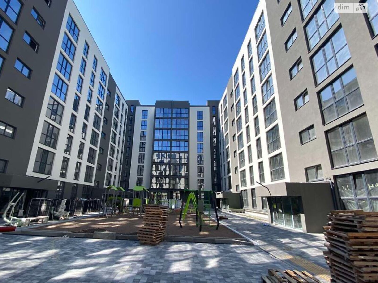 Продаж двокімнатної квартири в Винниках, на вул. Лісна, фото 1 Продаж двокімнатної квартири в Винниках, на вул. Лісна, фото 1
