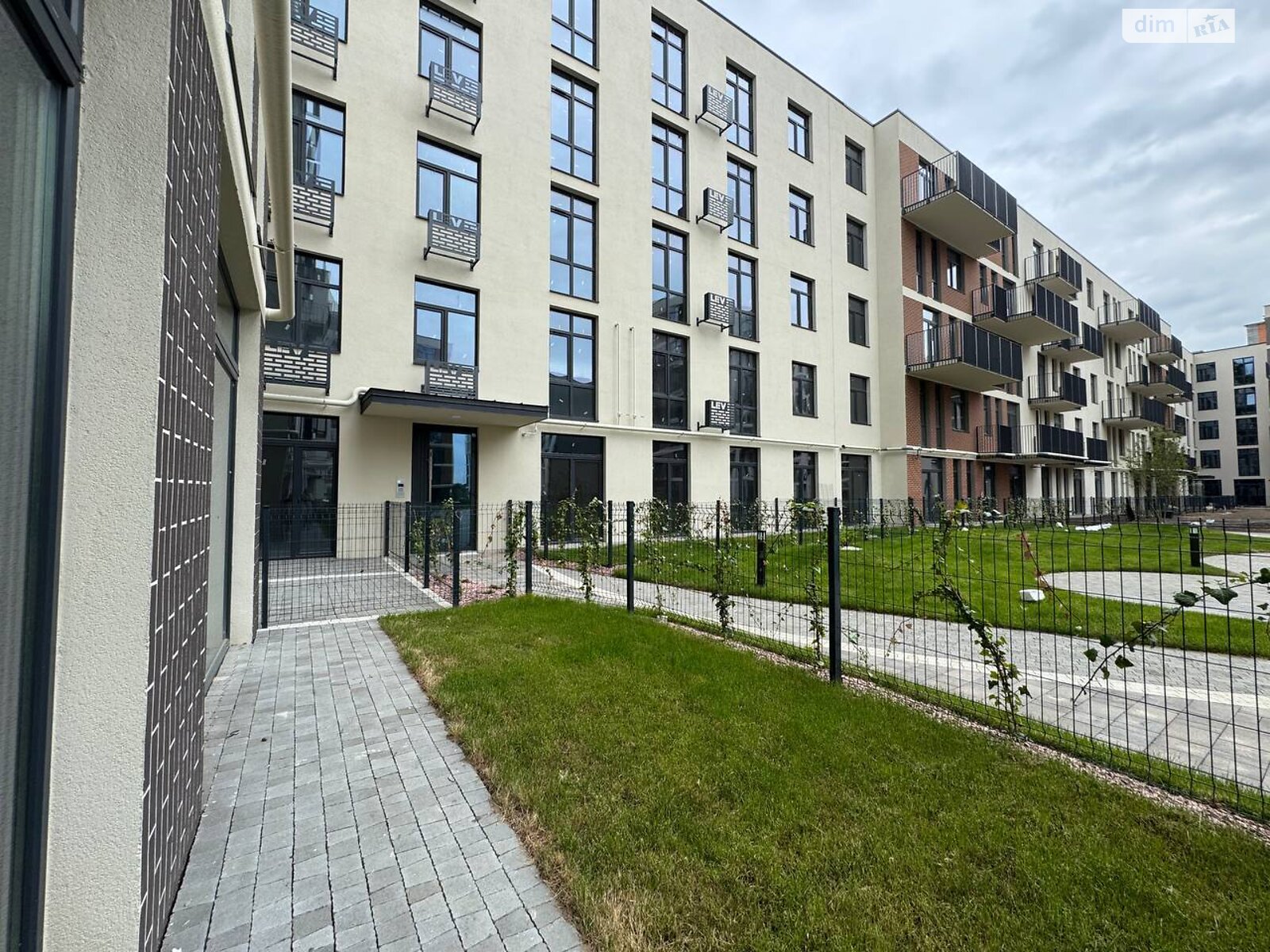 Продаж однокімнатної квартири в Винниках, на вул. Галицька 3 корпус 8, район Личаківський фото 1 Продаж однокімнатної квартири в Винниках, на вул. Галицька 3 корпус 8, район Личаківський фото 1
