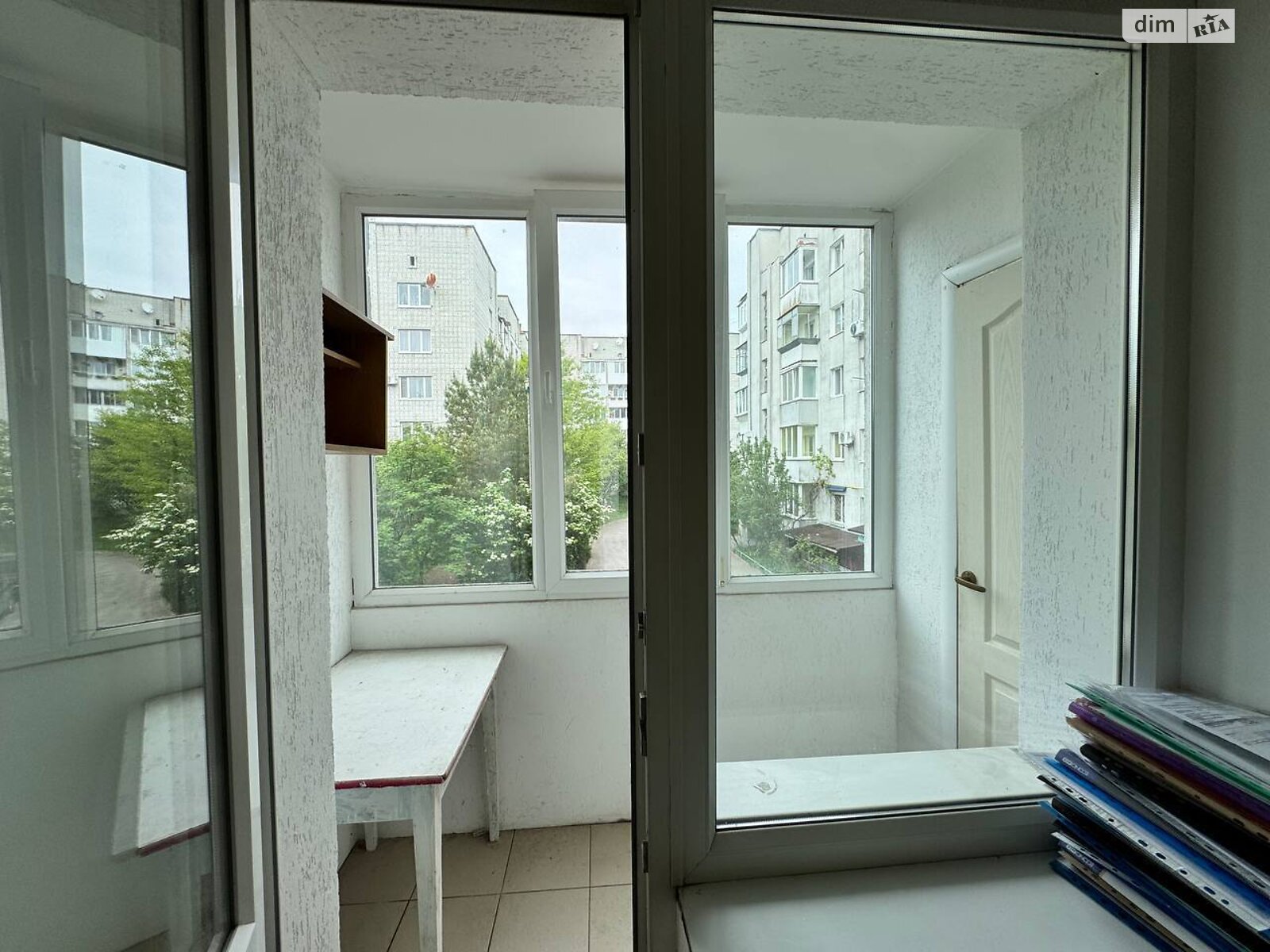 Продажа трехкомнатной квартиры в Винниках, на ул. Ивасюка, район Лычаковский фото 1 Продажа трехкомнатной квартиры в Винниках, на ул. Ивасюка, район Лычаковский фото 1