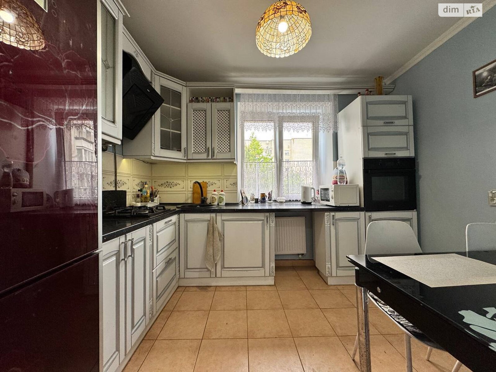 Продажа трехкомнатной квартиры в Винниках, на ул. Ивасюка, район Лычаковский фото 1 Продажа трехкомнатной квартиры в Винниках, на ул. Ивасюка, район Лычаковский фото 1