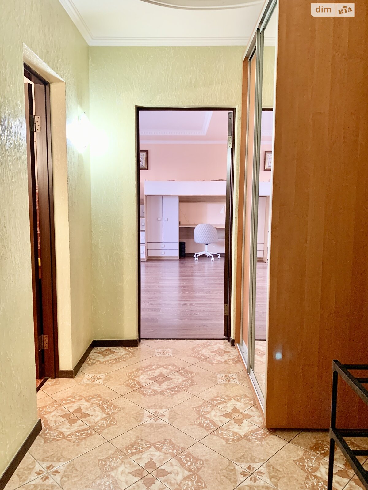 Продаж однокімнатної квартири в Винниках, на вул. Кільцева, район Личаківський фото 1 Продаж однокімнатної квартири в Винниках, на вул. Кільцева, район Личаківський фото 1